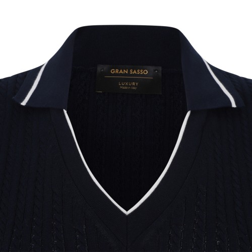 Gran Sasso Navy Sleeveless Knit Pullover.