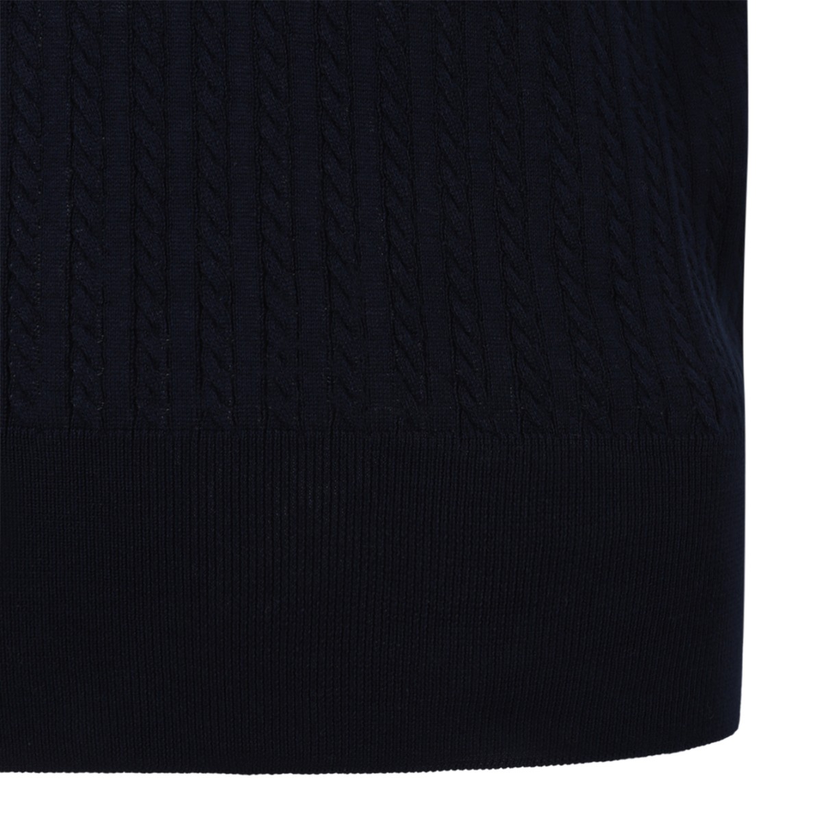 Gran Sasso Navy Sleeveless Knit Pullover.