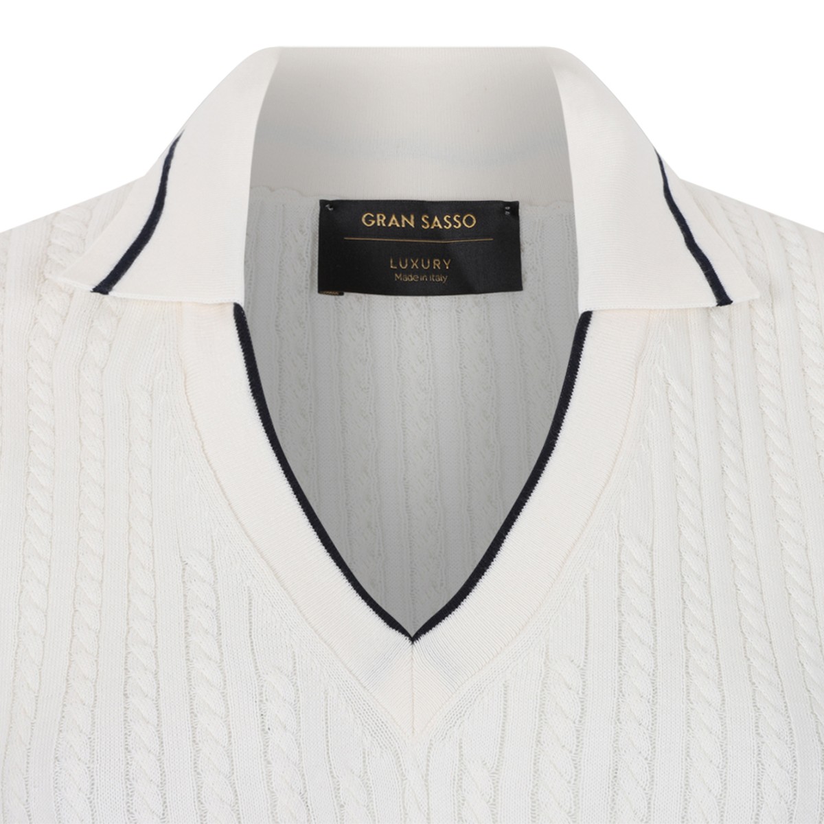 Gran Sasso Cream Sleeveless Ribbed Knit Pullover.