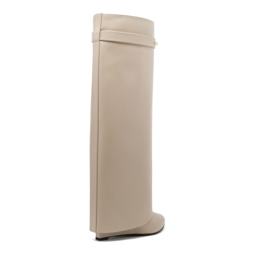 Shark Lock Beige Leather Boots