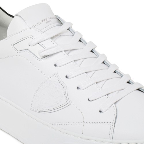 Temple Low-Top Sneaker