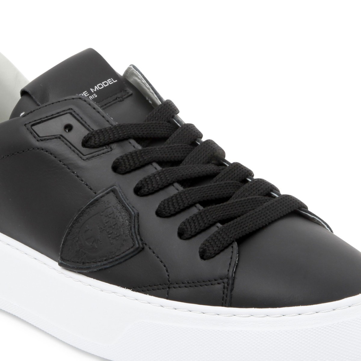 Temple Low-Top Sneaker