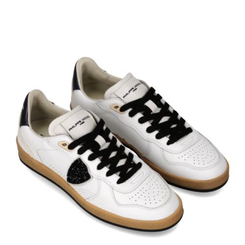 PGAL Sneakers 2