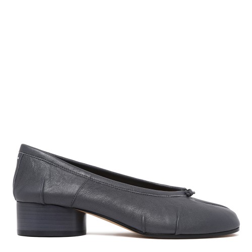 Maison Margiela Black Leather Ballet Pumps.