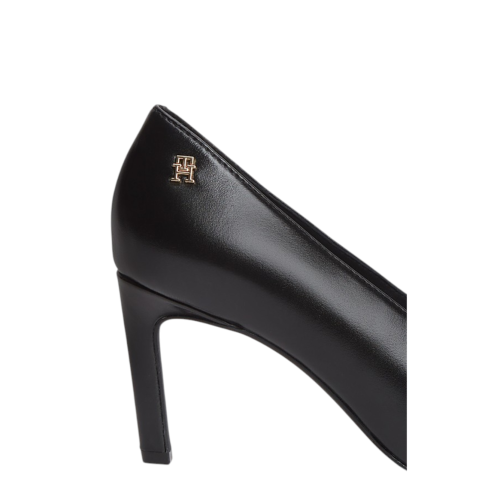 Tommy Hilfiger Black Leather Pointed-Toe Pumps.