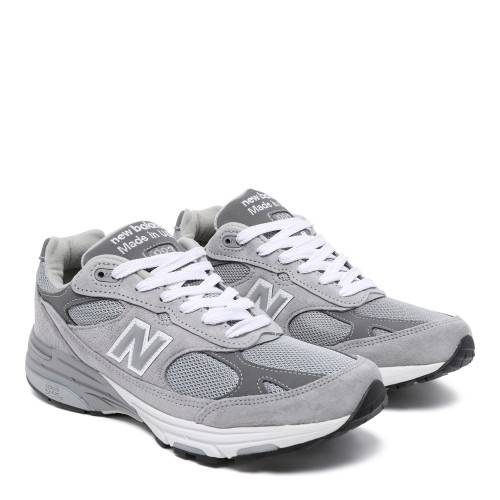 New Balance Grey Mesh Running Sneakers. 2