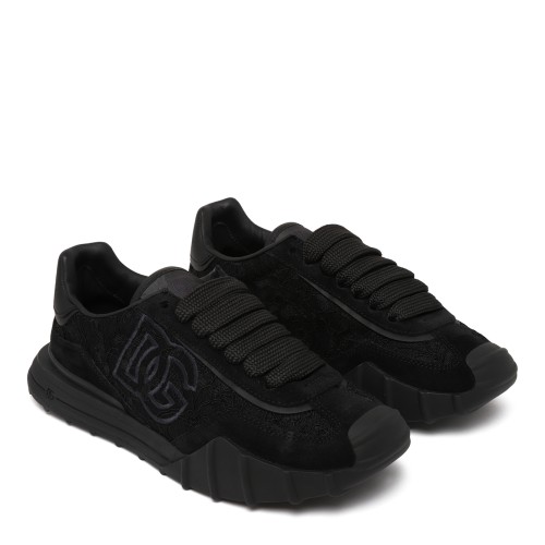 Dolce & Gabbana Black DG Logo Leather Sneakers. 2