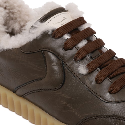 Voile Blanche Brown Leather Sneakers with Shearling Lining.