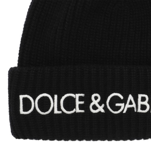 Dolce & Gabbana Black Logo Beanie. 2