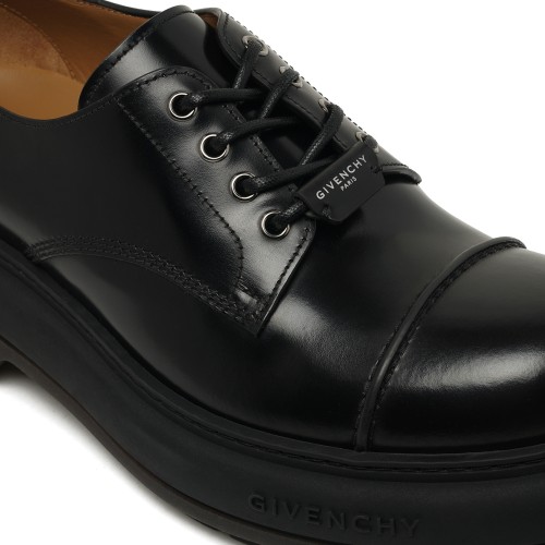 Black Leather Lace-Up Shoes.